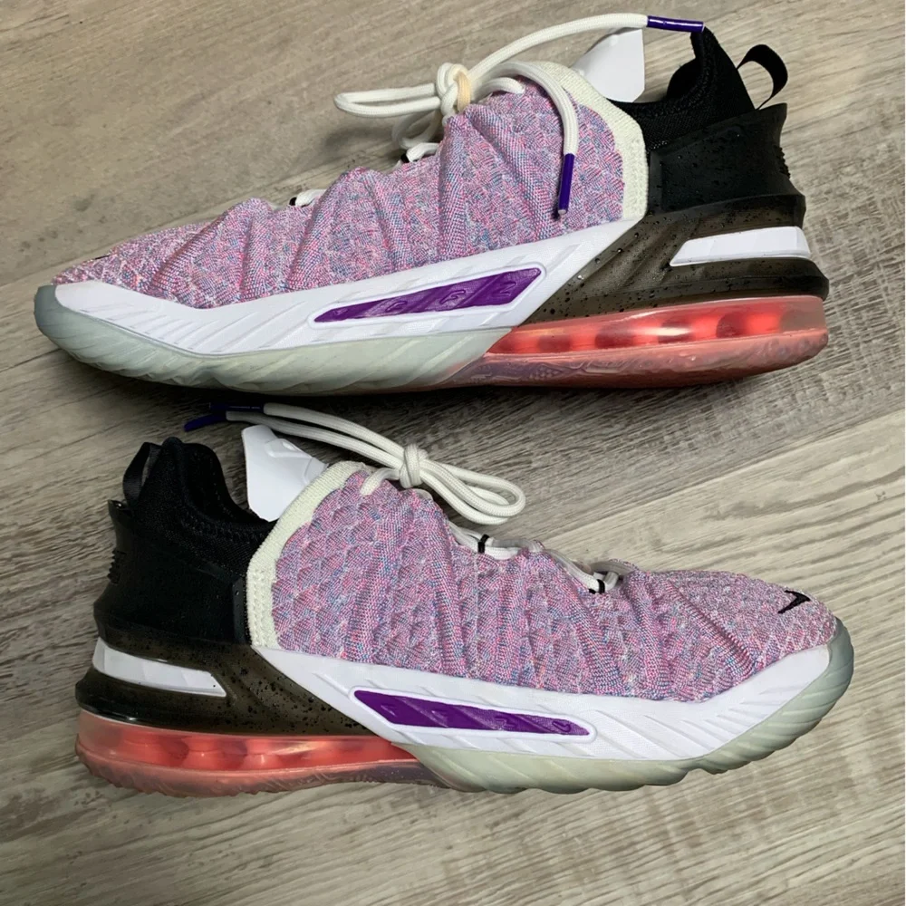Nike LeBron XVIII 18 GS‎ Graffiti Basketball Shoes Multi CW2760-900 Kids 7Y